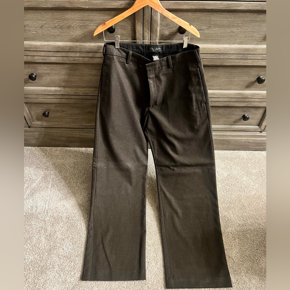 Banana Republic men’s dress pants. Stretch/light wool